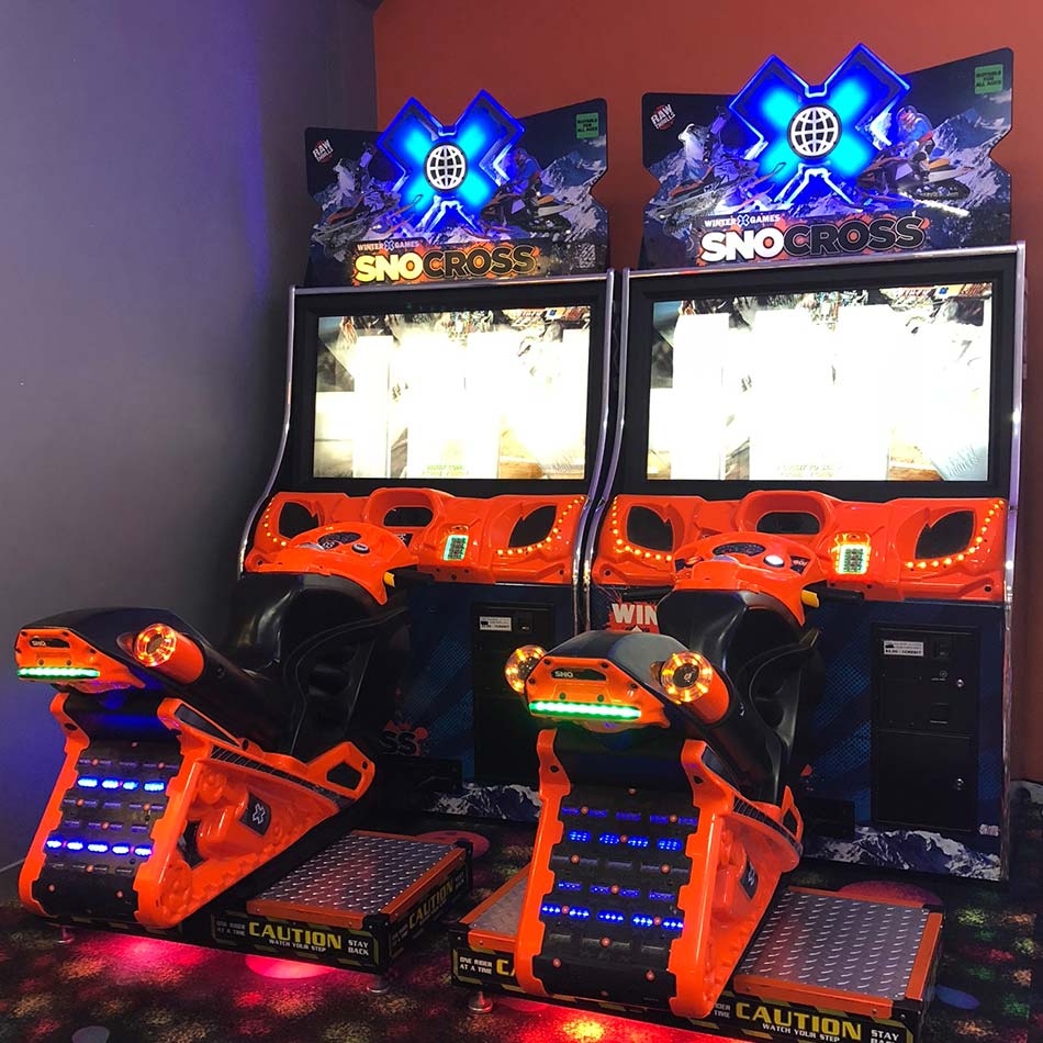 Bowlarama New Plymouth Bowling and Indoor Black Light Mini Putt